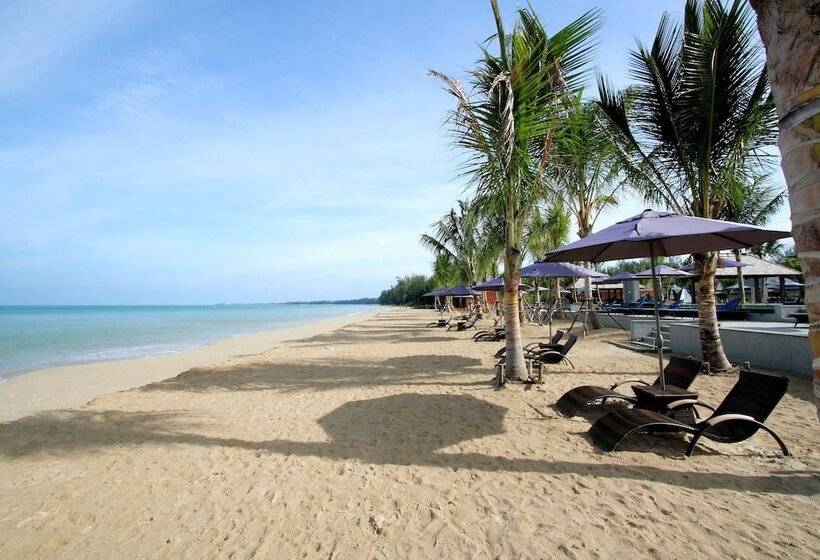 هتل Beyond Khaolak