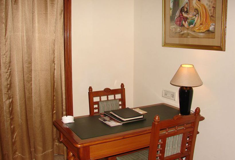 فندق Mansingh Towers