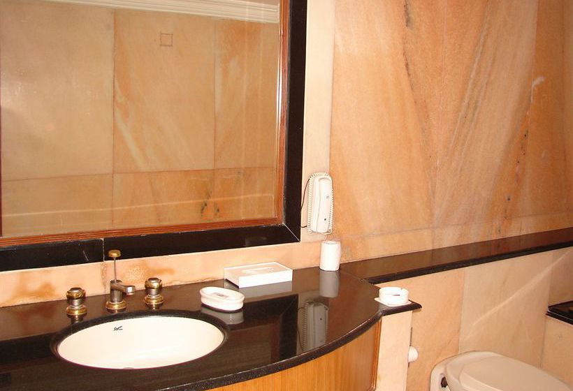 فندق Mansingh Towers