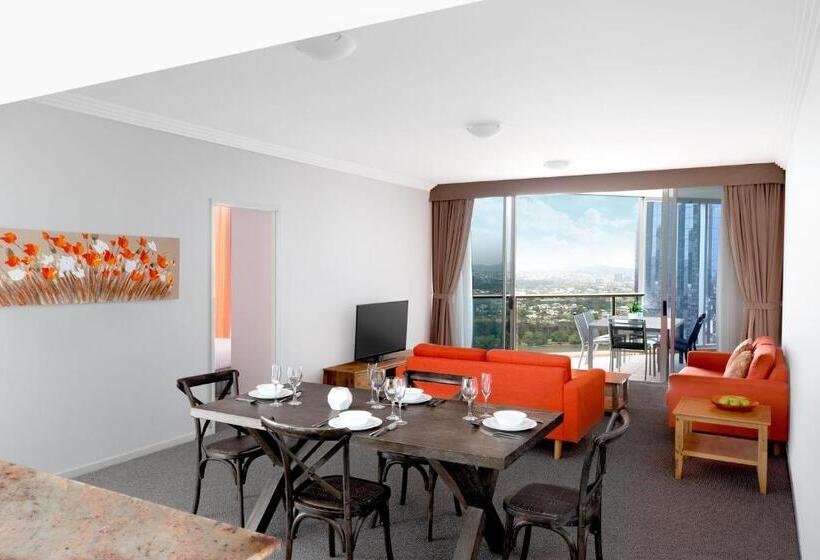 هتل Mantra On Mary