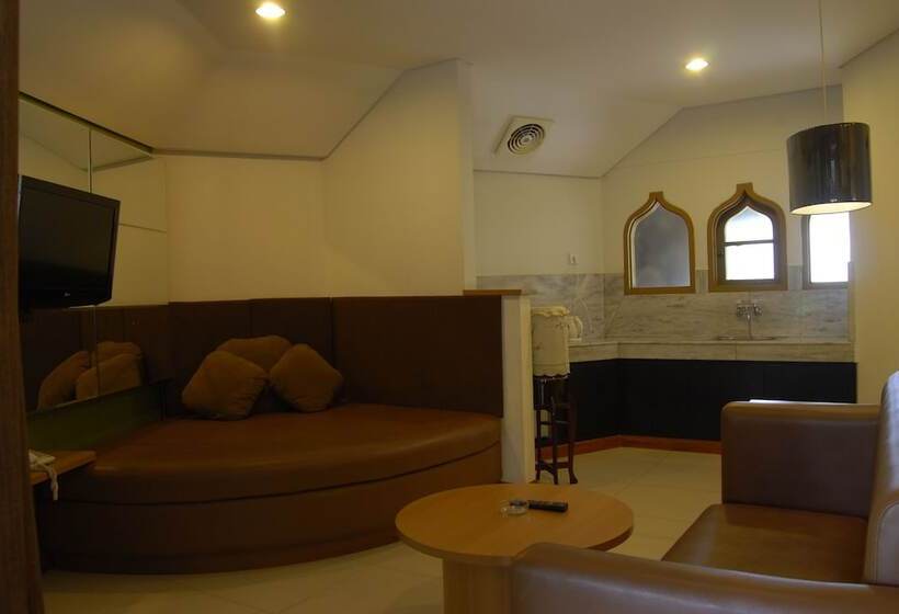 هتل Putri Duyung Ancol