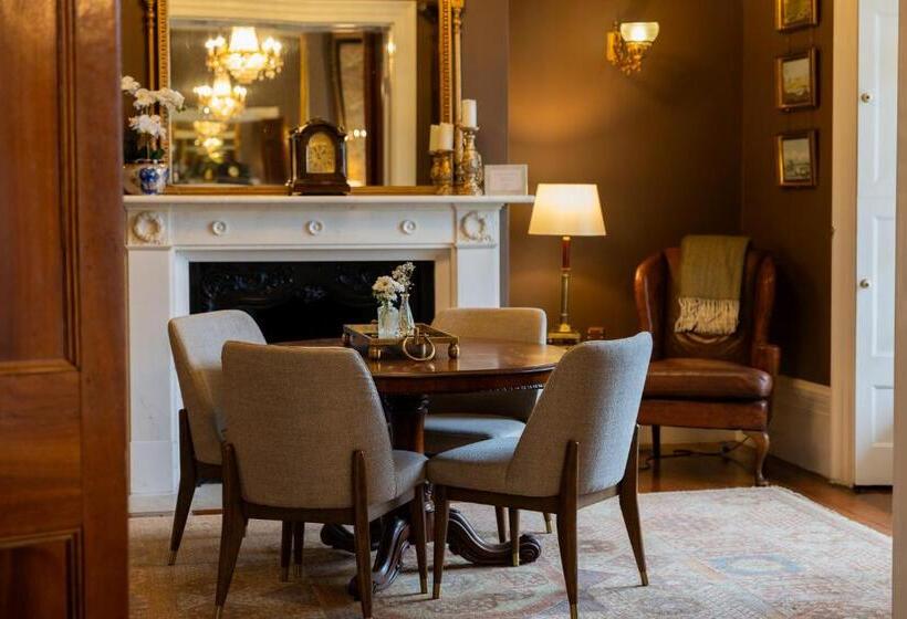 هتل Quamby Estate