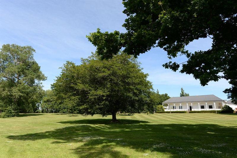 هتل Quamby Estate