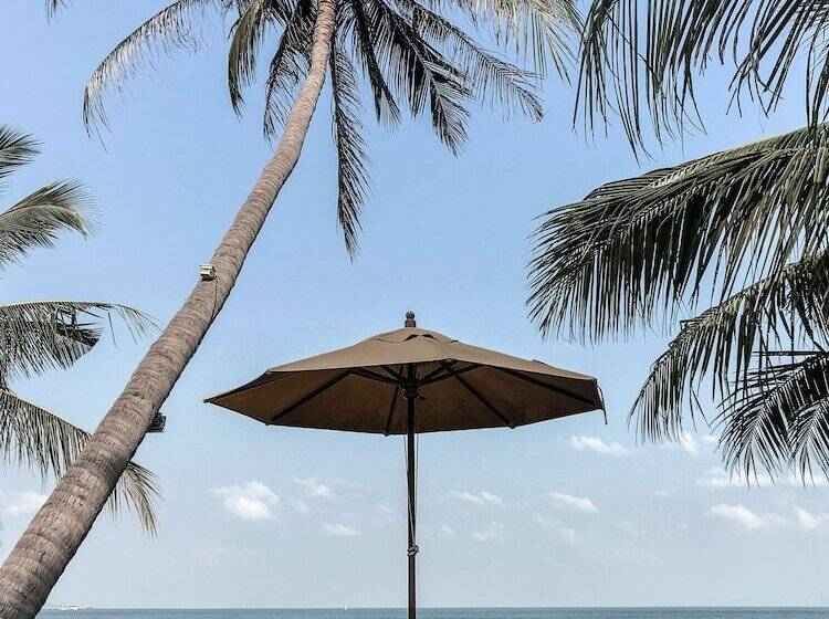 هتل Tango Luxe Beach Villa, Koh Samui