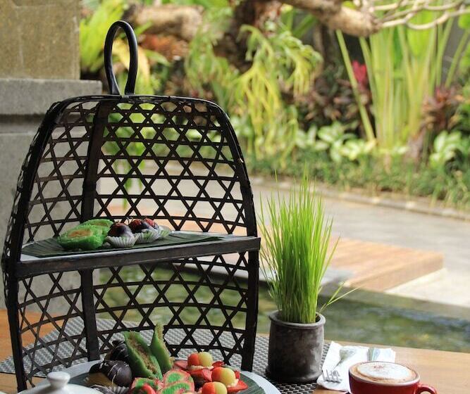 هتل The Wolas Villa & Spa