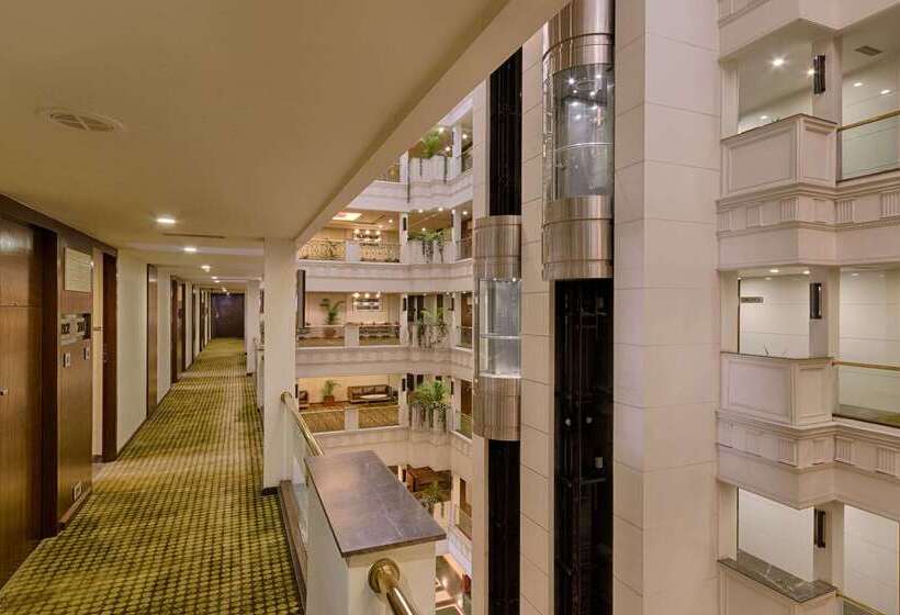 Quality Hotel Dv Manor