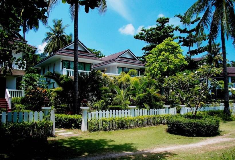 Racha Island Resort