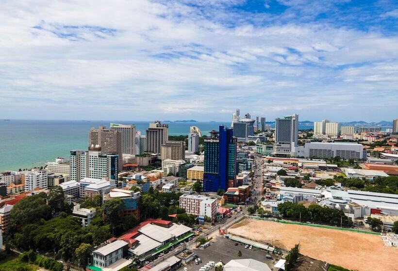 リゾートホテル Centara Pattaya