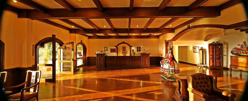 リゾートホテル Club Mahindra Munnar