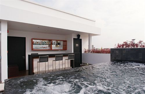 בית מלון כפרי The Quay Boutique