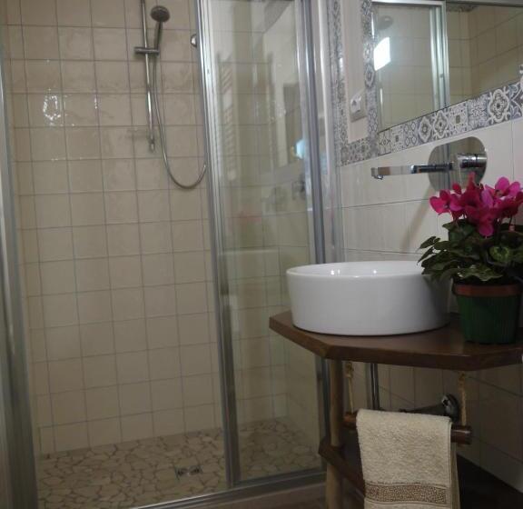 مبيت وإفطار Cara Pace In Collina Per Famiglie