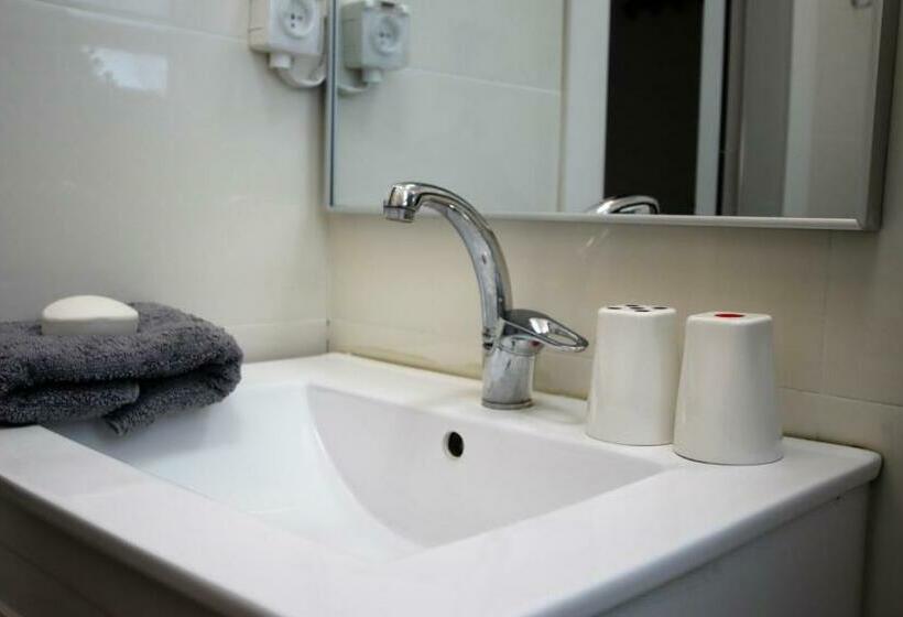 بنسيون Cute & Cozy Studio Apt In Zichron Yaakov