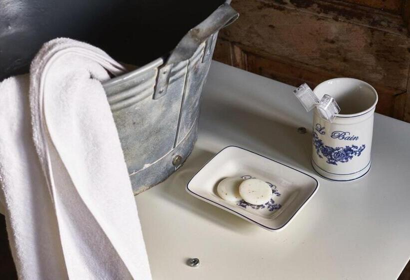 مبيت وإفطار Cascina Facelli   Luxury Country House