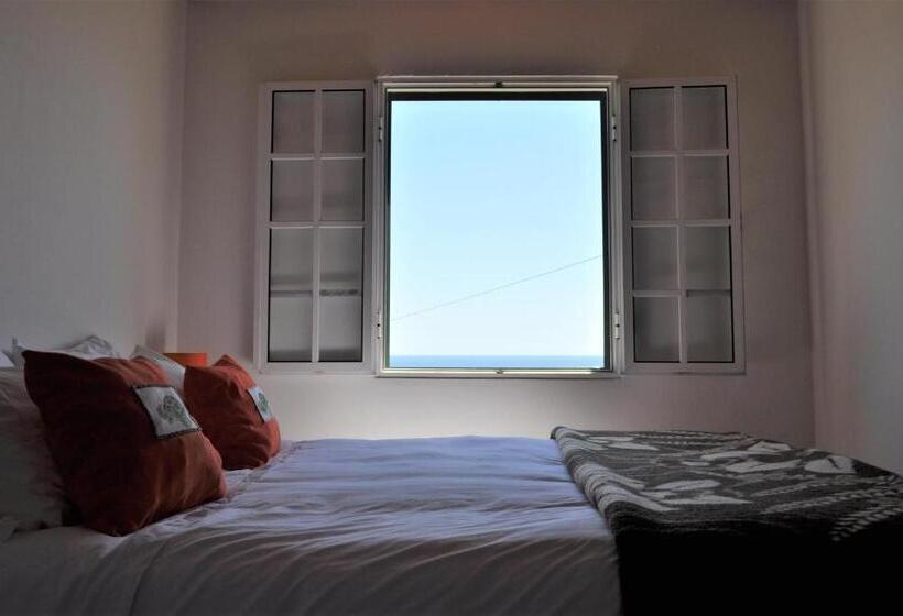 تختخواب و صبحانه Cecília S House