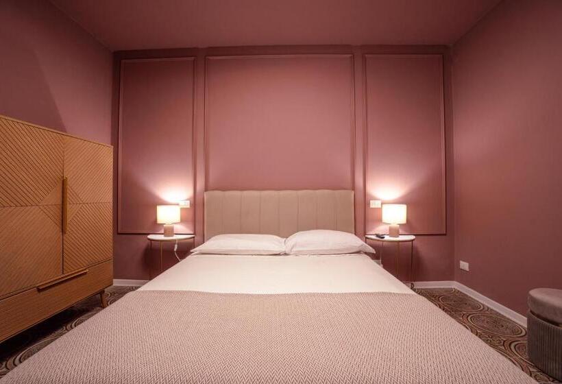 مبيت وإفطار La Rosa Del Rabbi Room&breakfast