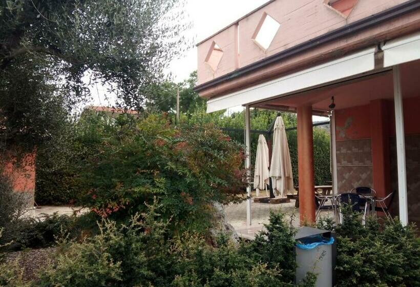 فندق Beb Oasi