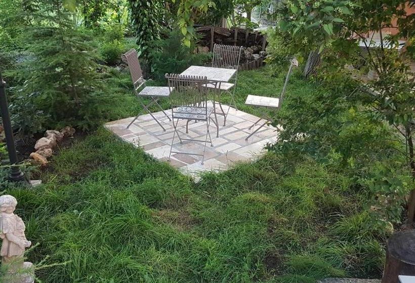 פנסיון Casa Magnolia