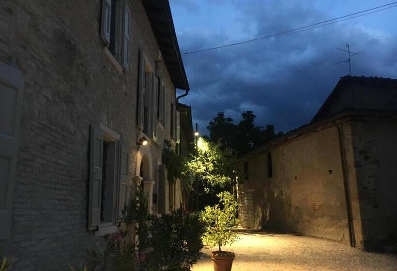 호스텔 Locanda Sottolaluna