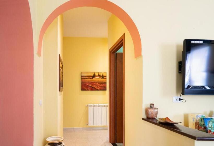 تختخواب و صبحانه Capinera