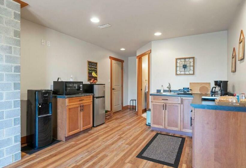 צימר Shawnigan Hills Guest Suite