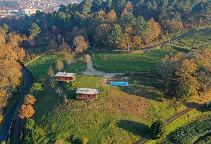 هتل Quinta De Silharezes, Lda