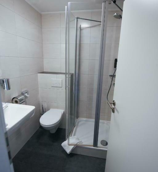 فندق Restaurant Haus Zwicker