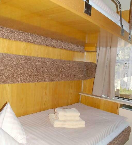 ホテル Wolkensteiner Zug