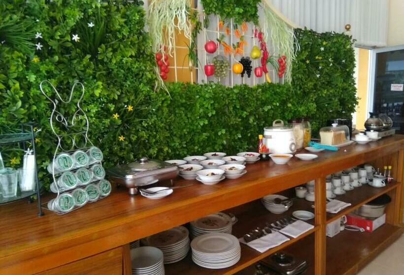 هاستل Penginapan Intan Bandara