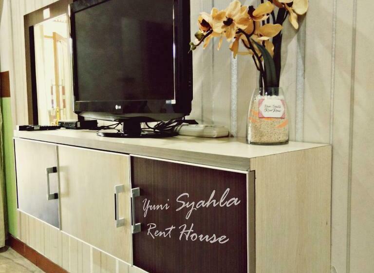 هاستل Penginapan Muslim Yuni Inn