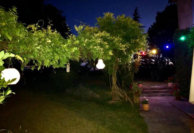 צימר Château De Cartou