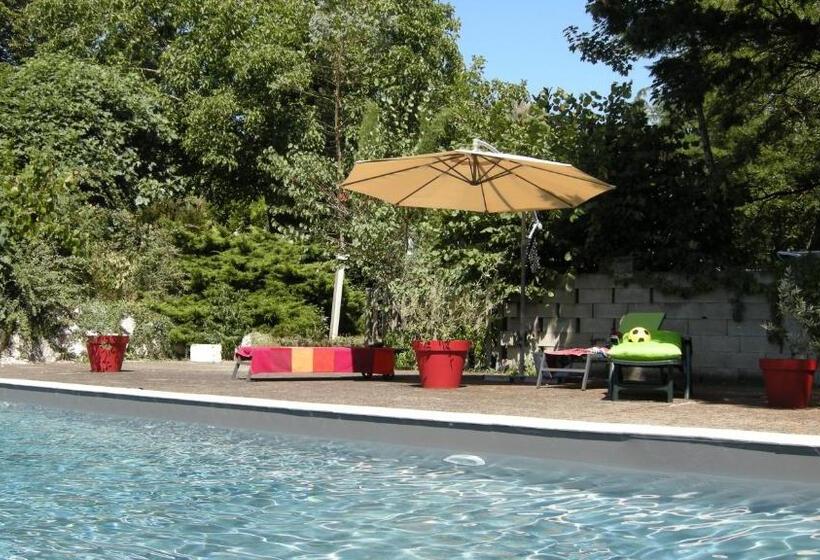 צימר Château De Cartou