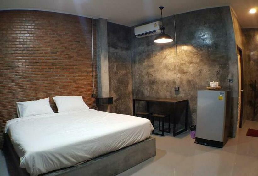 호텔 Ban Bunsawaeng Resort