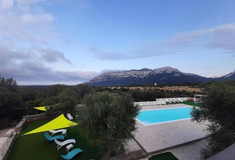 هتل Borgo Rurale Cares