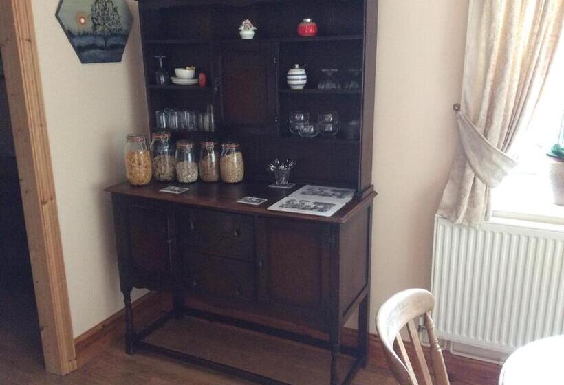 بنسيون The Firs At Hay On Wye B&b