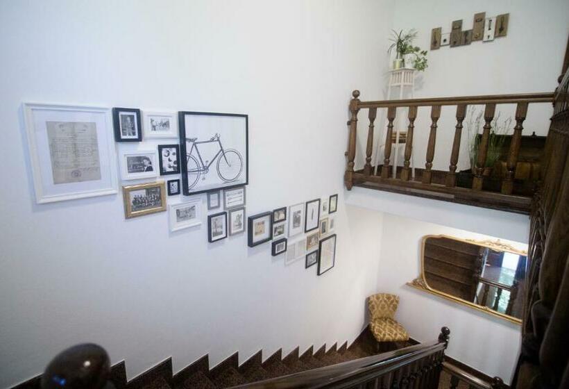 Amarti Suites B&b