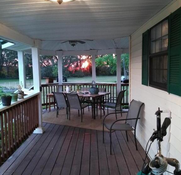 فندق Kokomo Farms