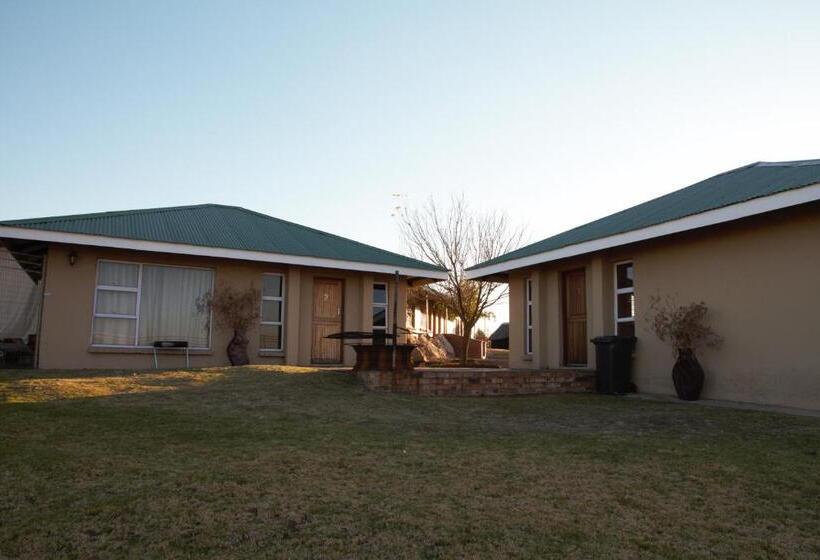 ペンション Grasslands Conference And Wedding Venue