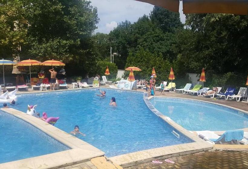 Privates, Schönes Und Grosses Appartement In Goldstrand