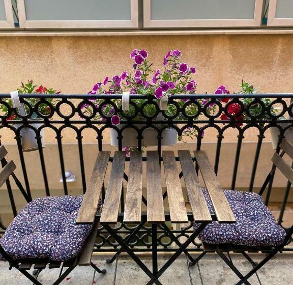 تختخواب و صبحانه Il Profumo Del Sale