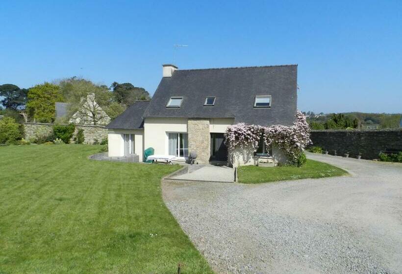 مبيت وإفطار Aux Perderies