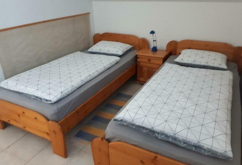 Bed and Breakfast Borkúti Panzió és Apartman