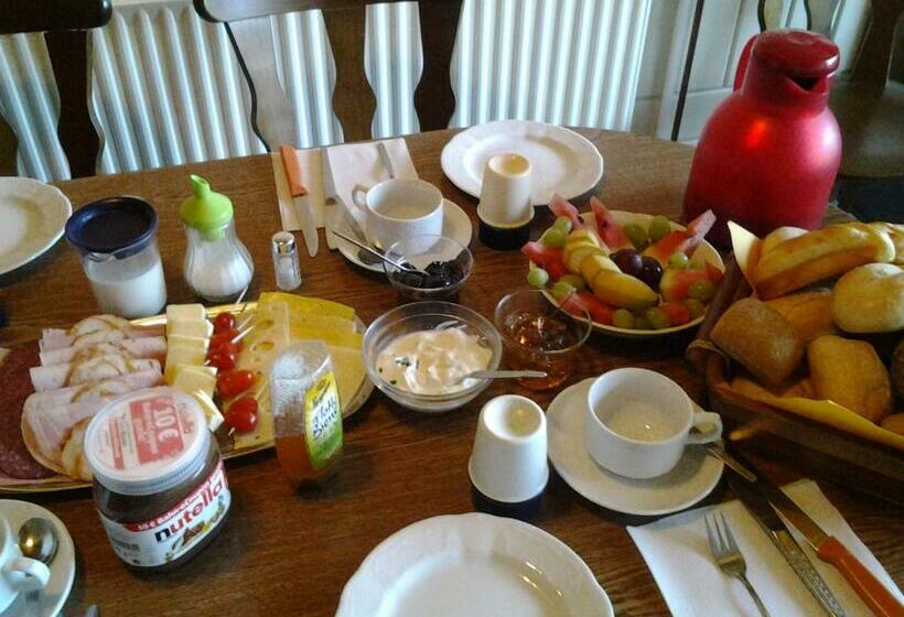 צימר Zur Alten Eiche