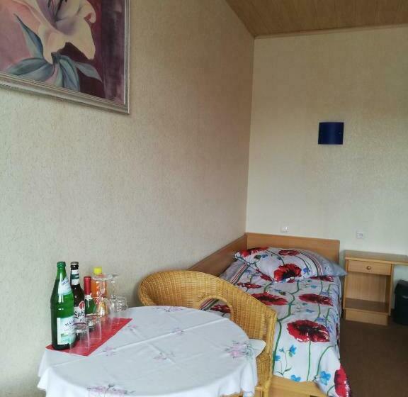 צימר Zur Alten Eiche