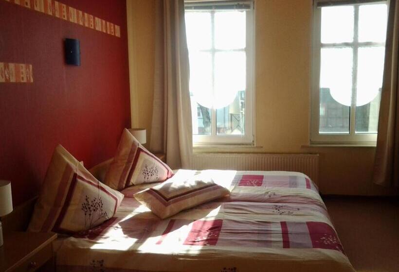 צימר Zur Alten Eiche