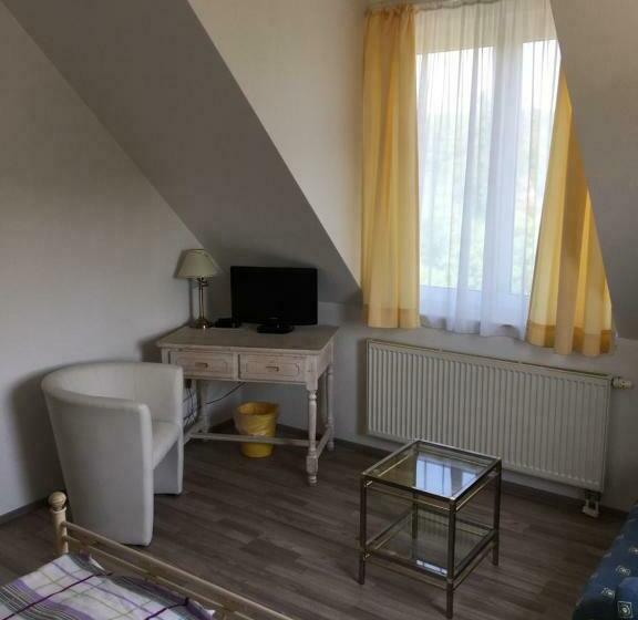 פנסיון Restaurant Normandie