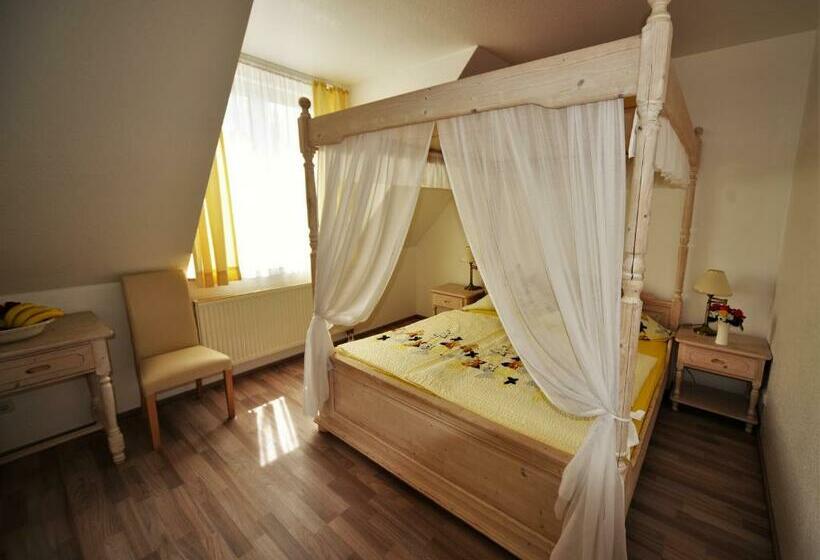 פנסיון Restaurant Normandie