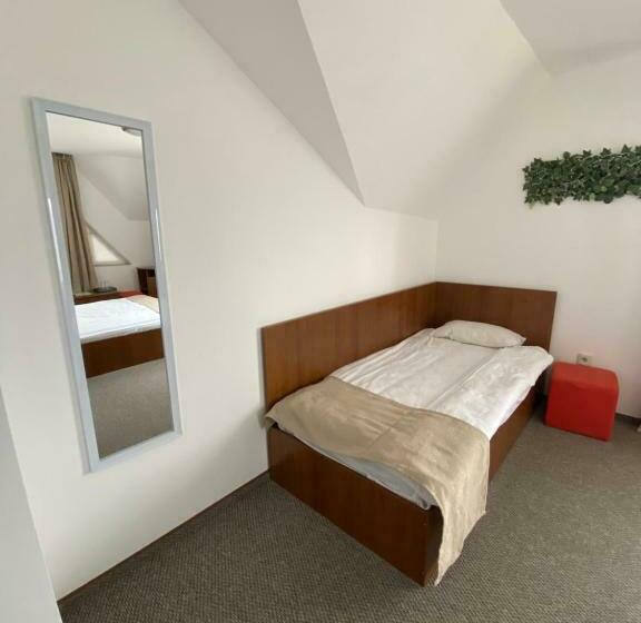 Pensiunea Fantanita Haiducului