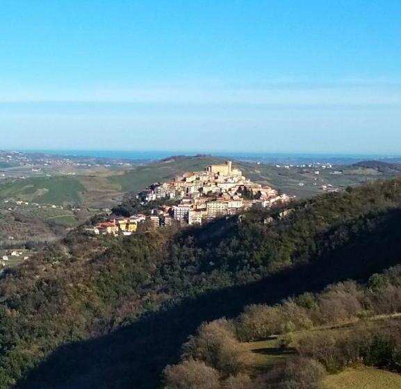 مبيت وإفطار Casa Borrelli