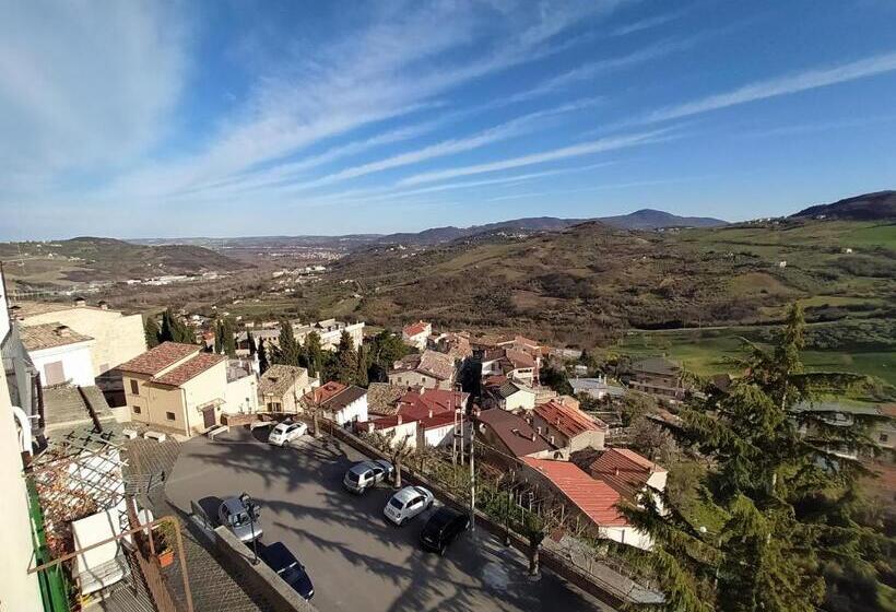 مبيت وإفطار Casa Borrelli