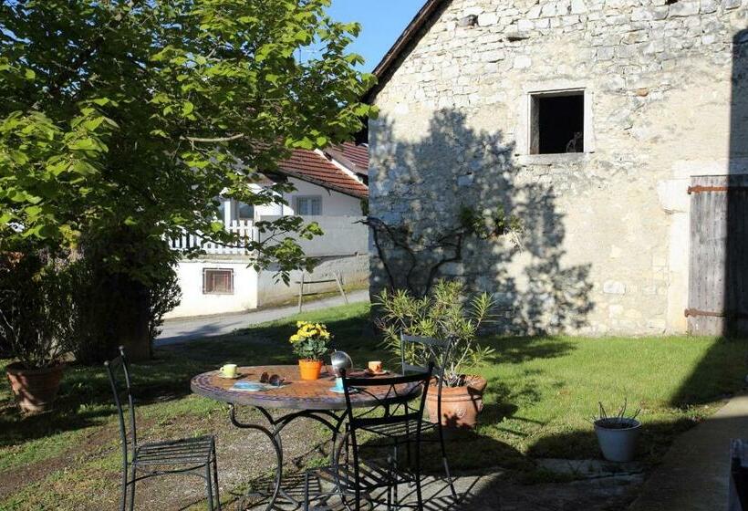 مبيت وإفطار Chambres D Hôtes Des Deux Lacs